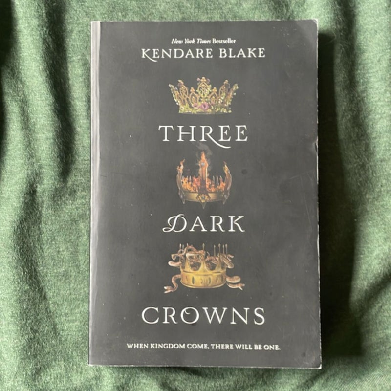 Three Dark Crowns