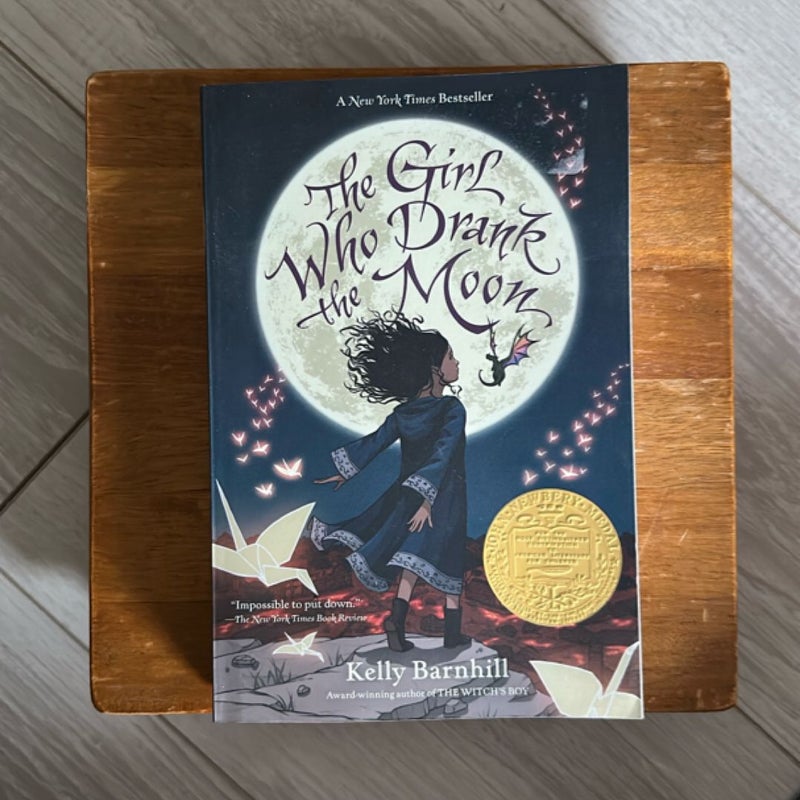 The Girl Who Drank the Moon (Winner of the 2017 Newbery Medal)
