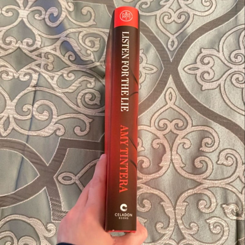 listen-for-the-lie-by-amy-tintera-hardcover-pangobooks