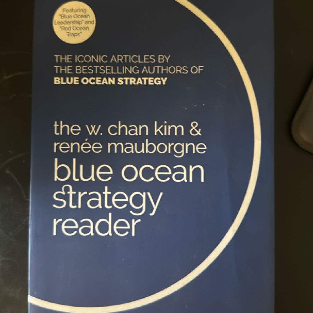 洋書 blue ocean strategy Blue Ocean Strategy, Expanded Edition by W. Chan Kim; Renée