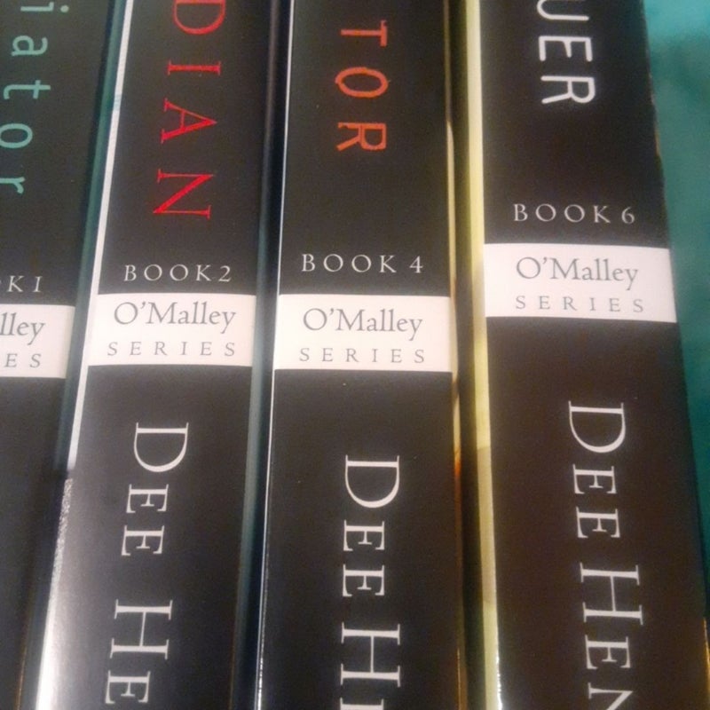 5 O'Malley series Book Set By Dee Henderson,
Prequel: Danger in the Shadows,
1: The Negotiator,
2: The Guardian,
4: the Protector,
6: the Rescuer