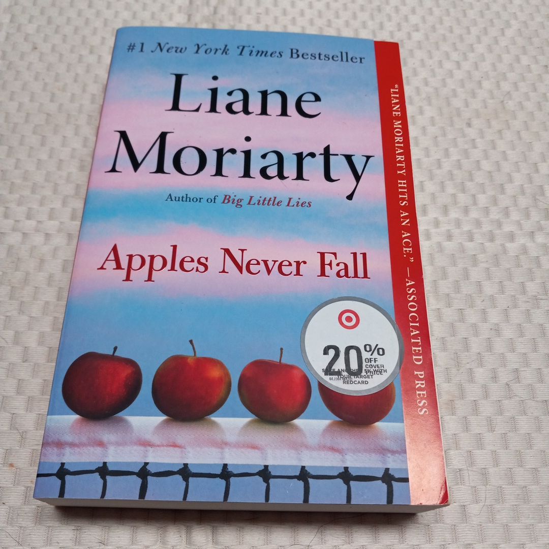 Apples Never Fall