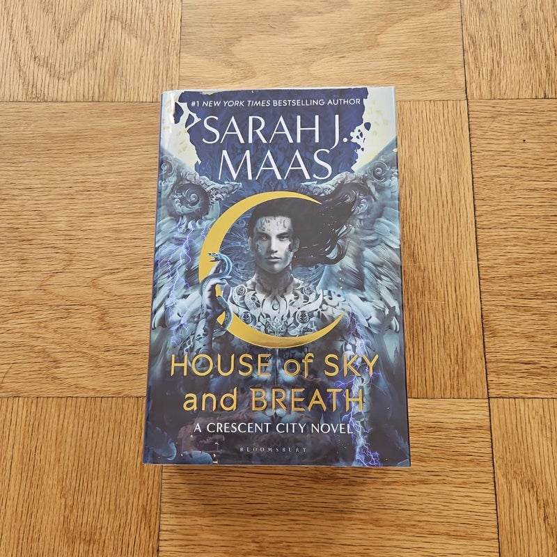 Signed Waterstones House of Sky and Breath by Sarah J. Maas