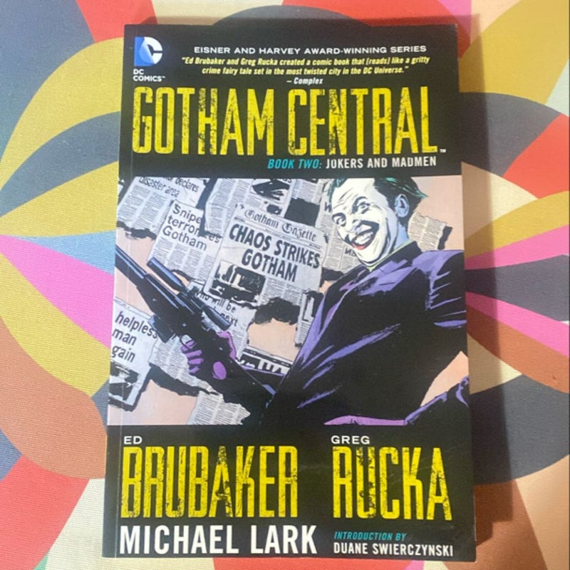 Gotham Central Book 2: Jokers and Madmen