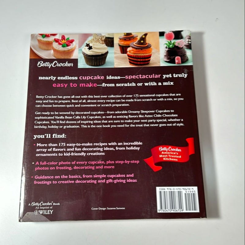 The Betty Crocker the Big Book of Cupcakes