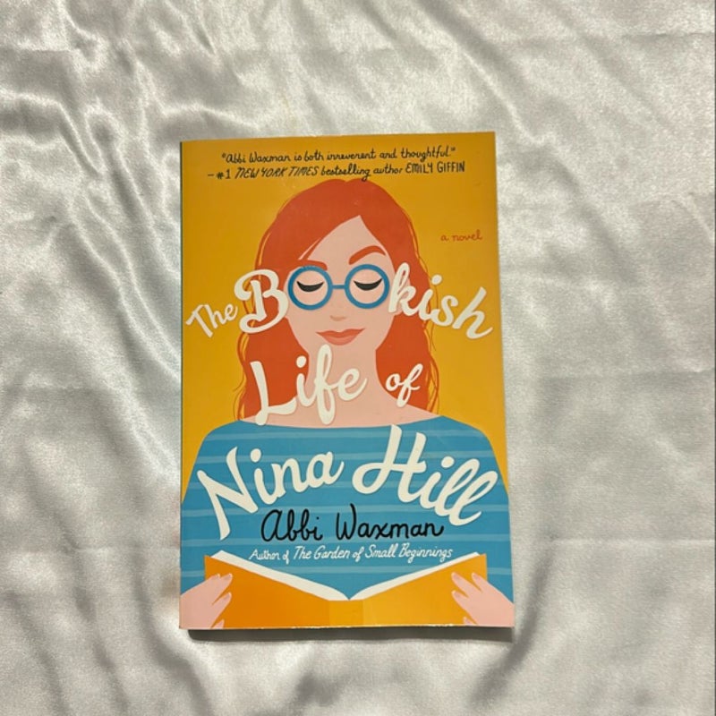 The Bookish Life of Nina Hill