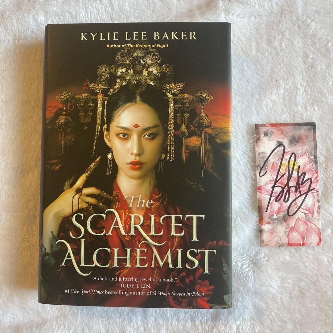 Book Review: The Scarlet Alchemist (The Scarlet Alchemist #1) (ARC) ~