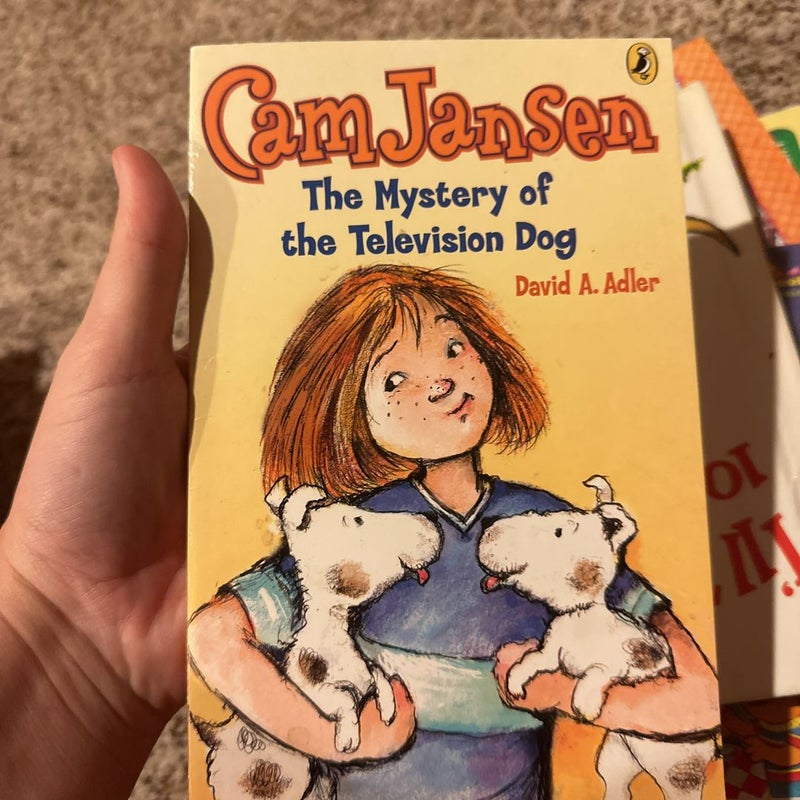 Cam Jansen: the Mystery of the Television Dog #4