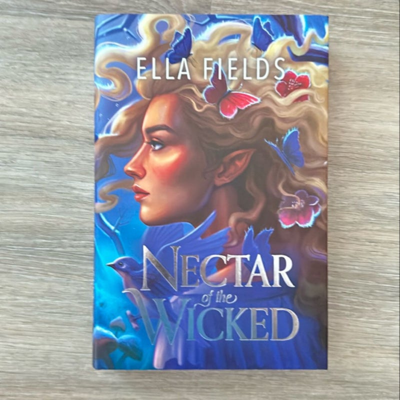 (SIGNED) Nectar of the Wicked (Fairyloot)