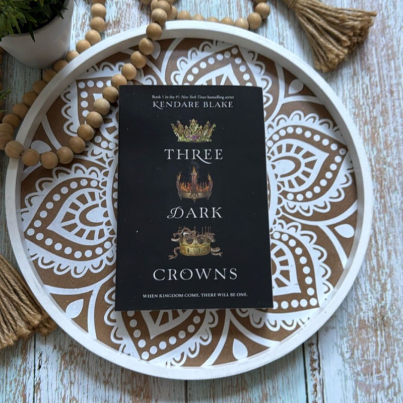 Three Dark Crowns