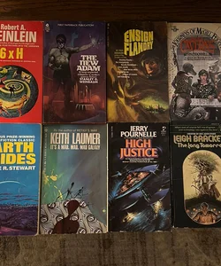Lot of 8 sci-fi books