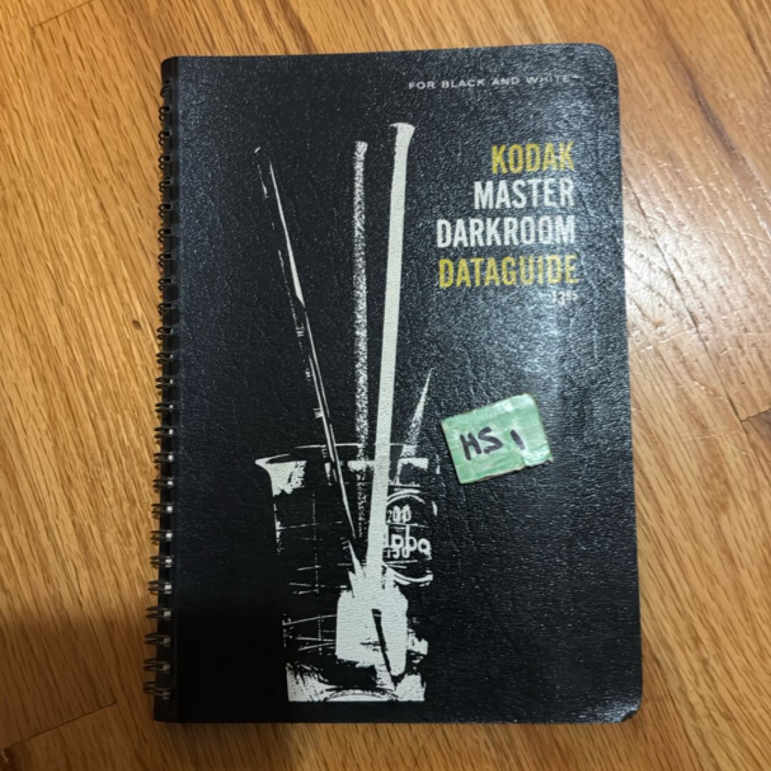 Kodak Kodak Master Darkroom Dataguide : For Black And White