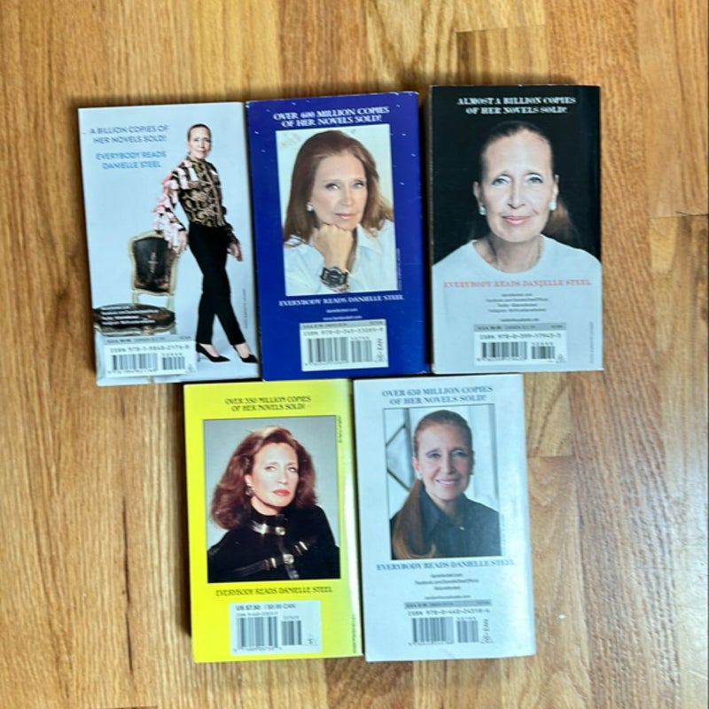 Danielle Steel - Until the End of Time plus 4 more - 