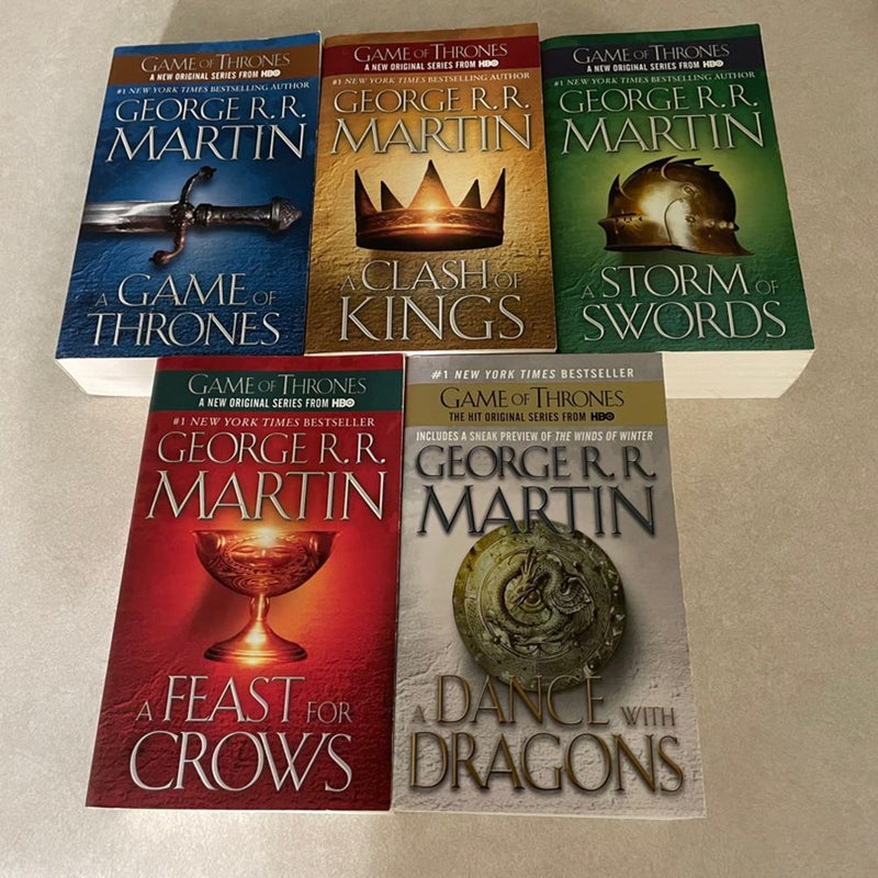 A Game of Thrones: A Song of Ice and Fire: Book One (Paperback)