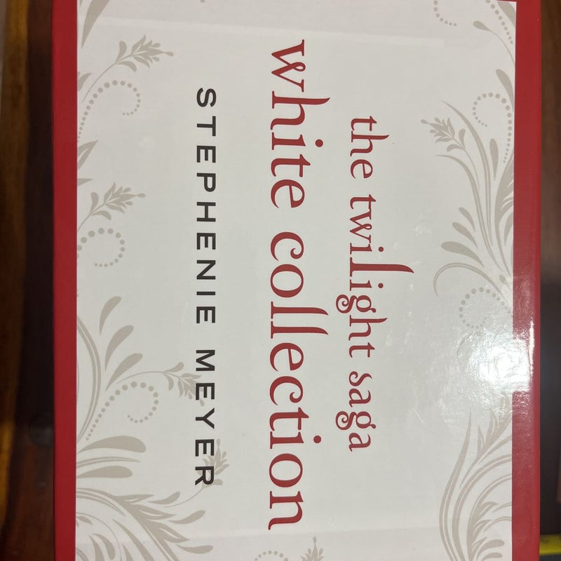 The Twilight Saga White Collection