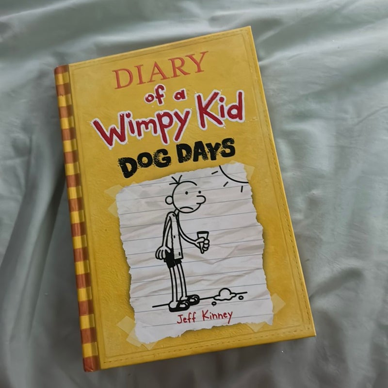 Diary of a Wimpy Kid # 4 - Dog Days