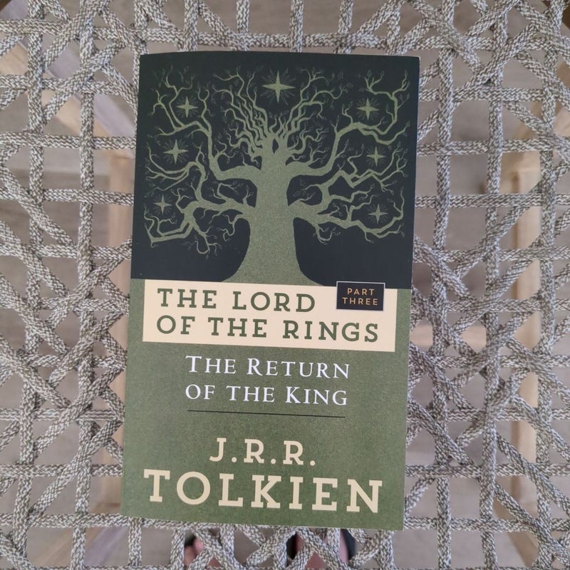 J. R. R. Tolkien 4-Book Boxed Set: the Hobbit and the Lord of the Rings