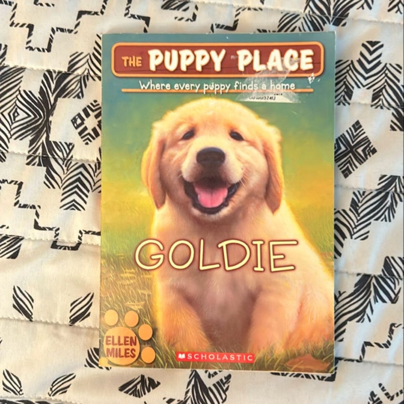 The Puppy Place: Goldie