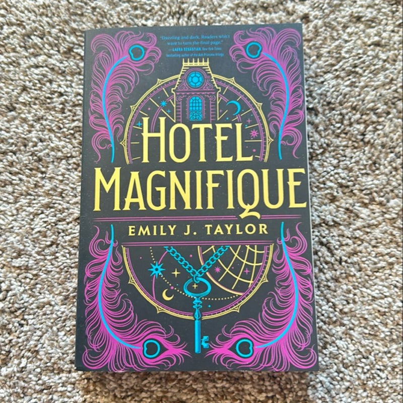 Hotel Magnifique