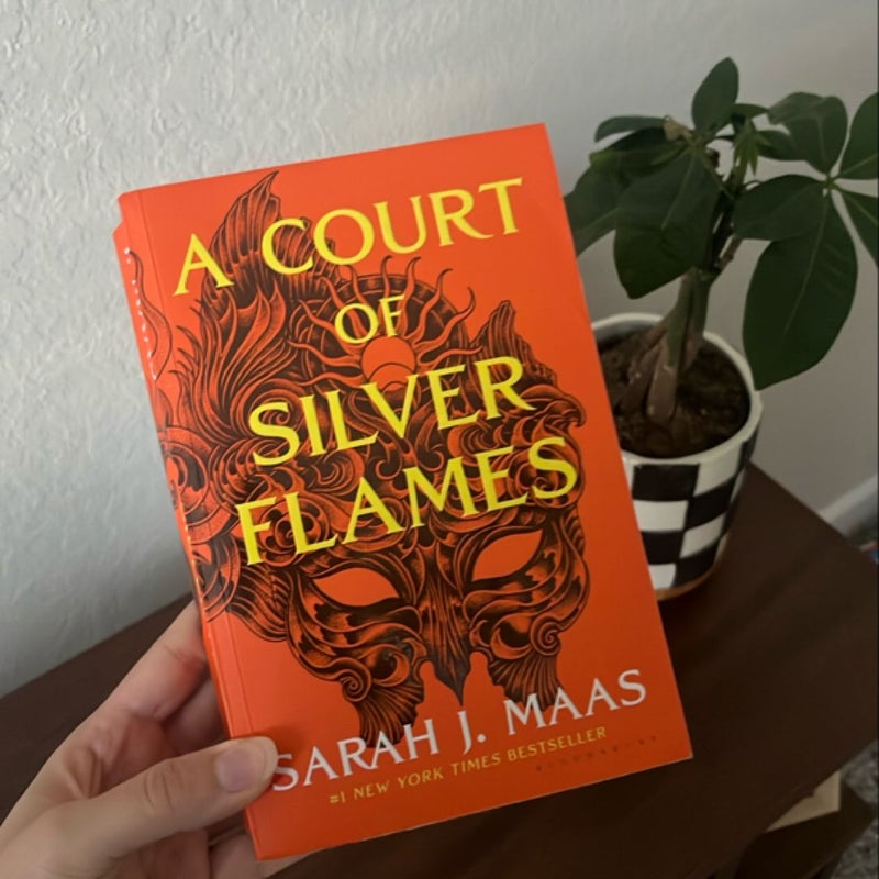 A Court of Silver Flames