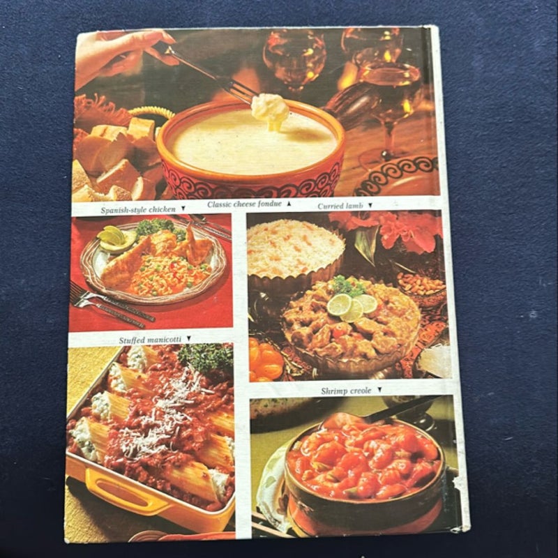  Better Homes and Gardens Casserole Cook Book