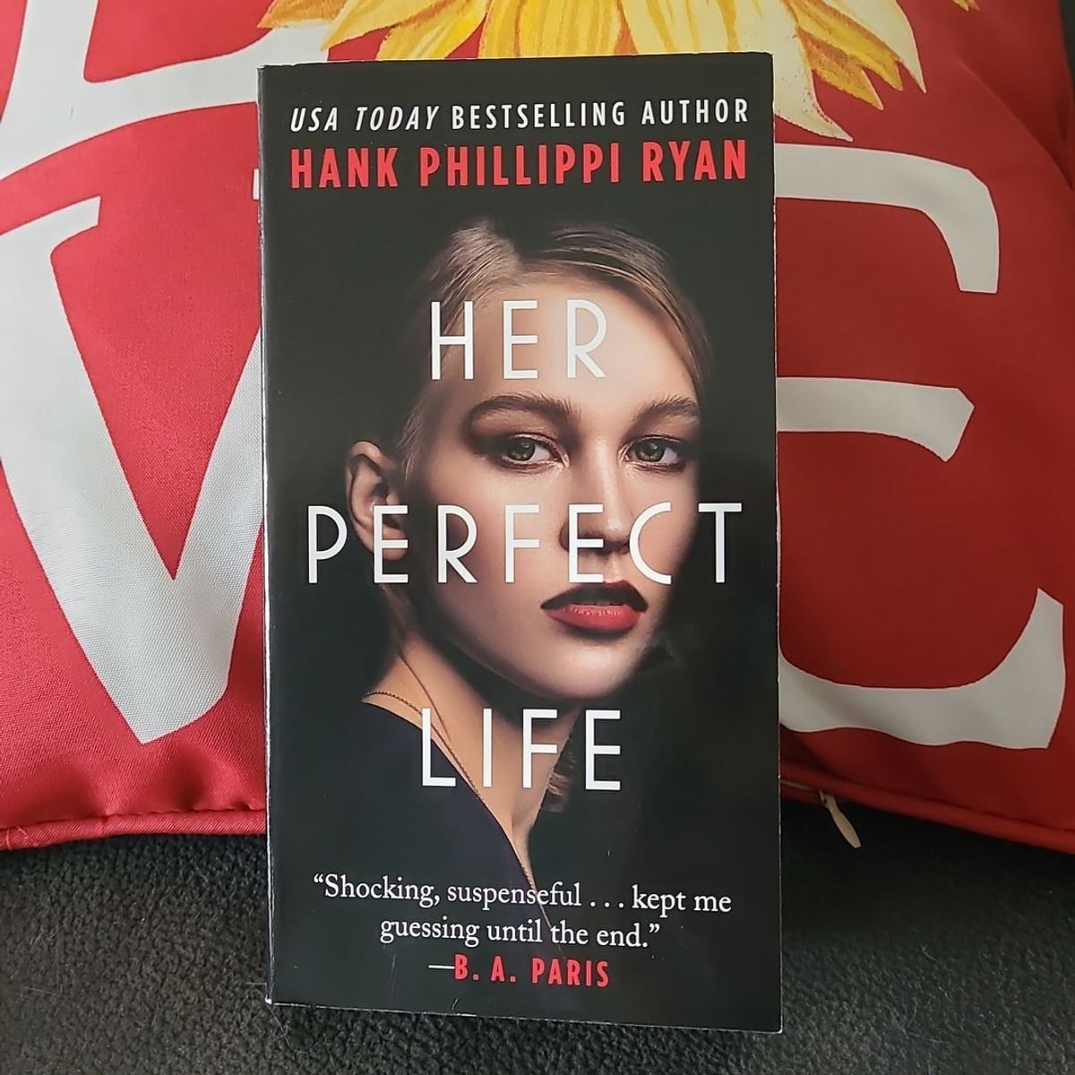 Her Perfect Life by Hank Phillippi Ryan(02)