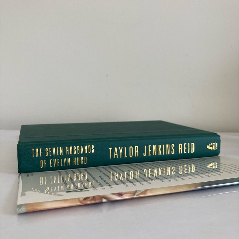 SIGNED The Seven Husbands of Evelyn Hugo First Edition