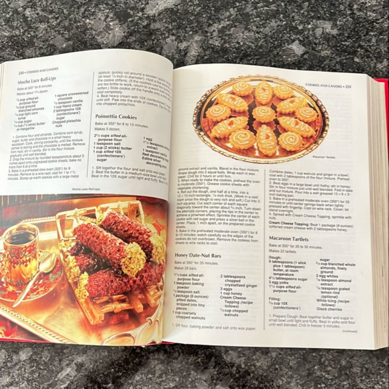 Family Circle Encyclopedia of Cooking