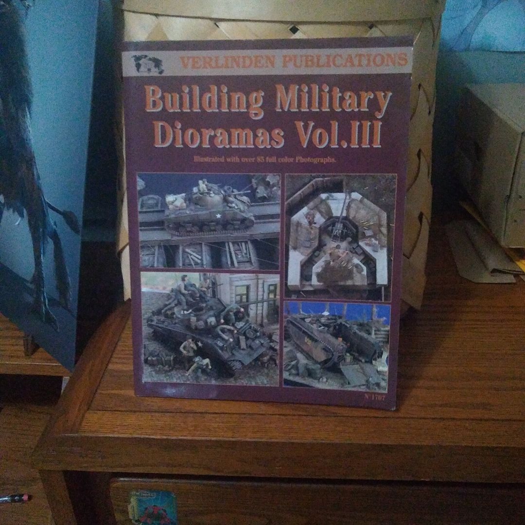 Building Military Dioramas, Vol. III