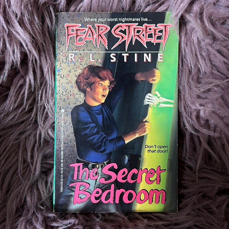 The Secret Bedroom By R L Stine Paperback Pangobooks 6175