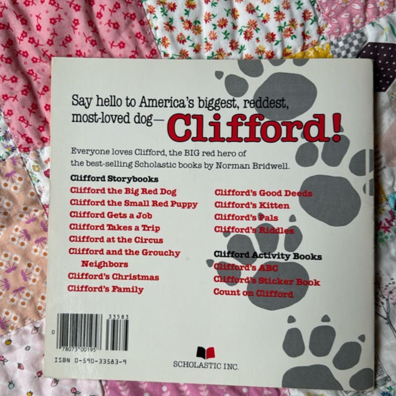 Clifford The Small Red Puppy