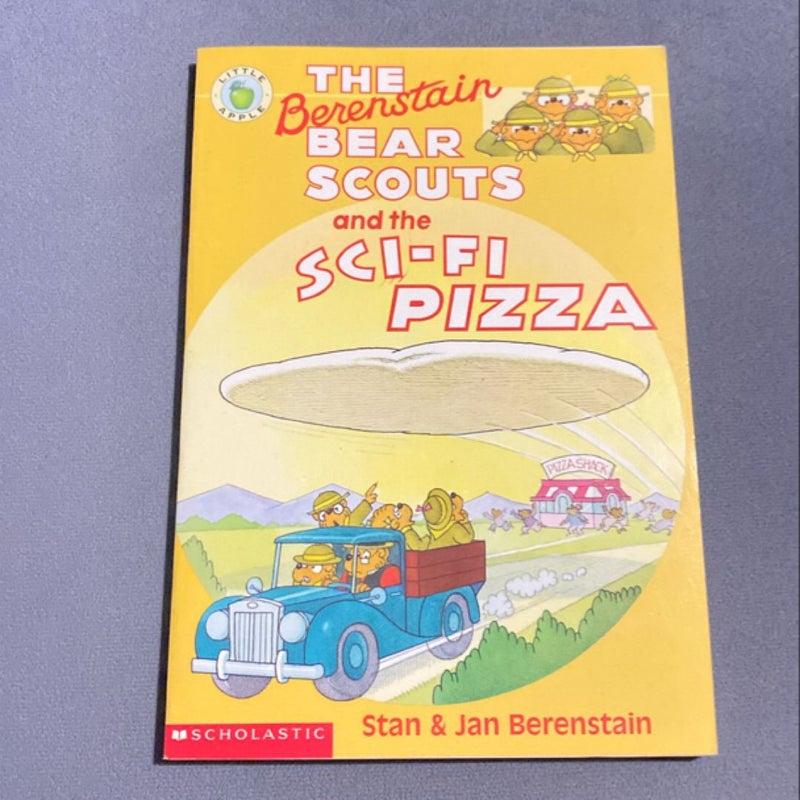 The Berenstain Bear Scouts and the Sci-Fi Pizza