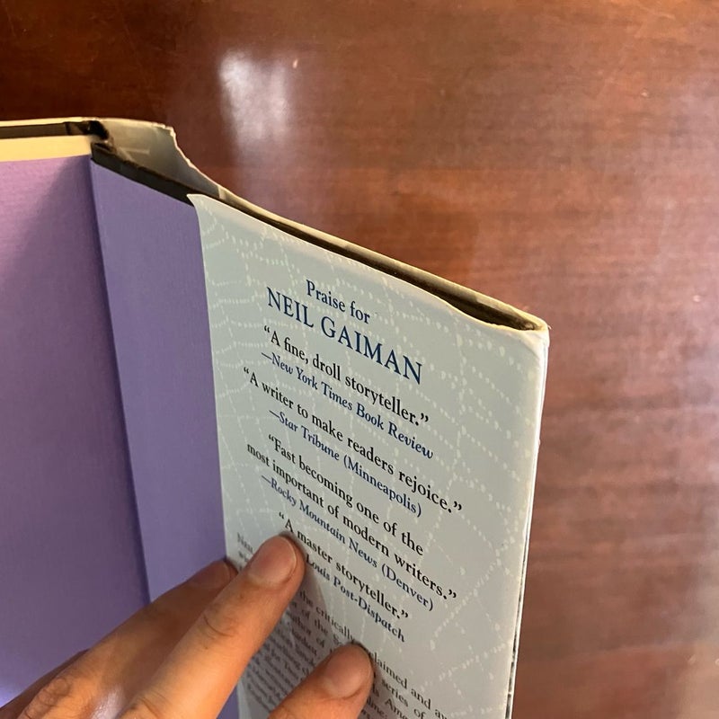 *Signed* Anansi Boys - First Ed/First printing 
