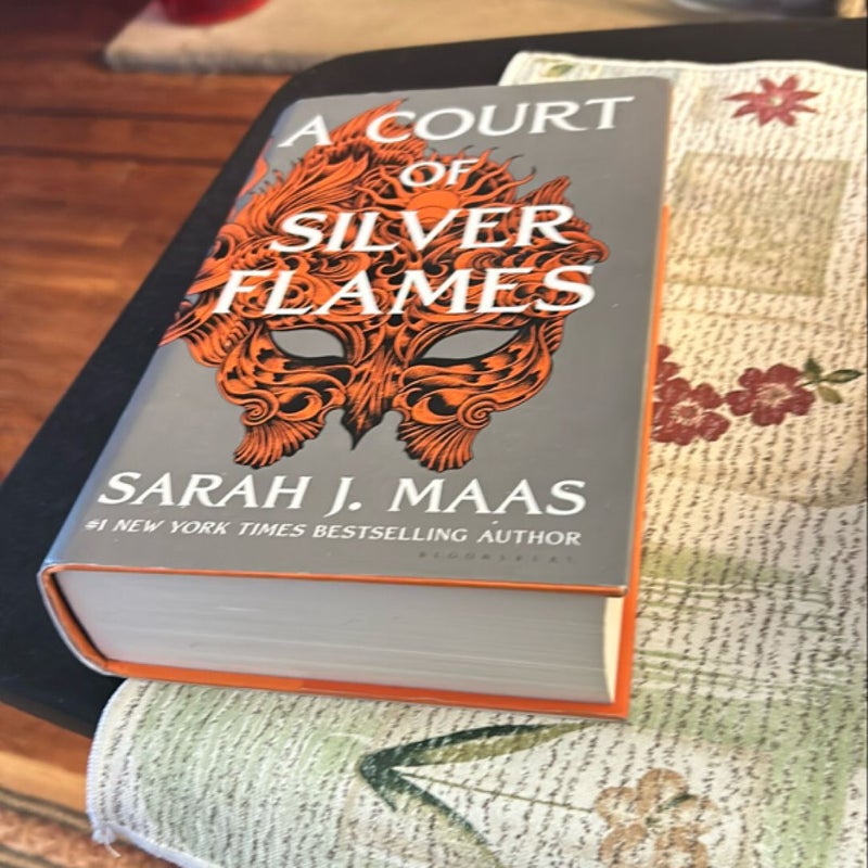 A Court of Silver Flames