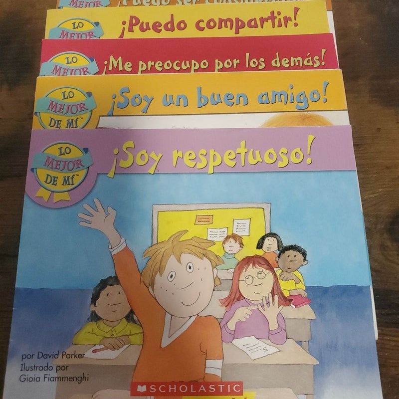 Various Bi-lingual/Spanish Children's Books 