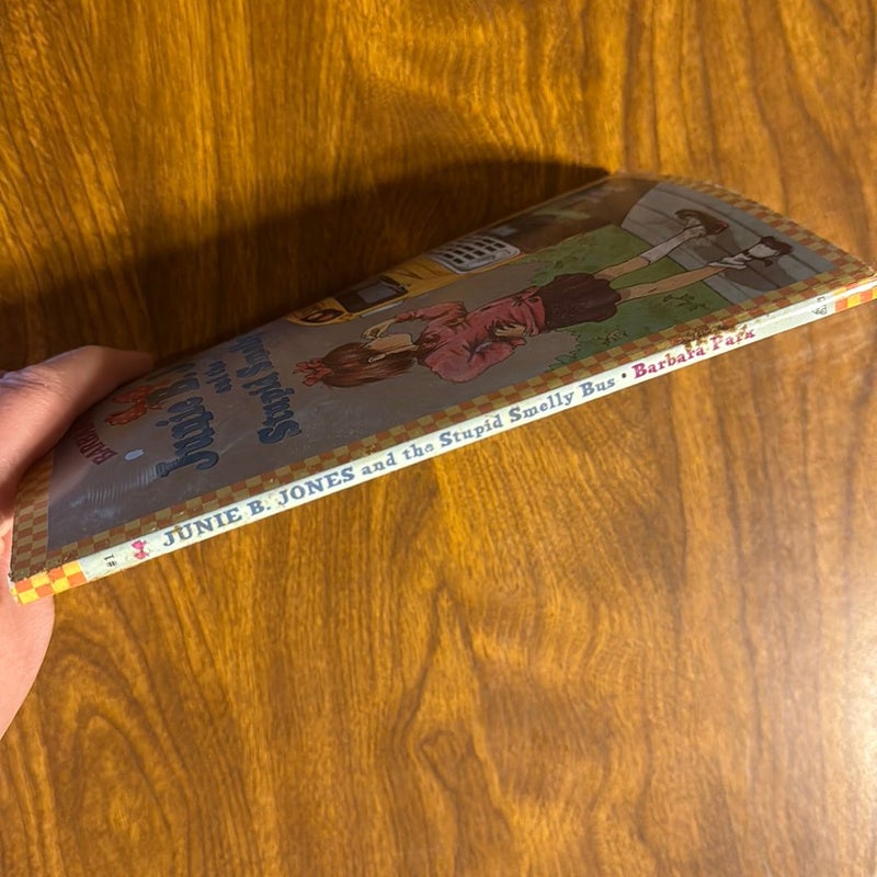 Junie B. Jones #1: Junie B. Jones and the Stupid Smelly Bus