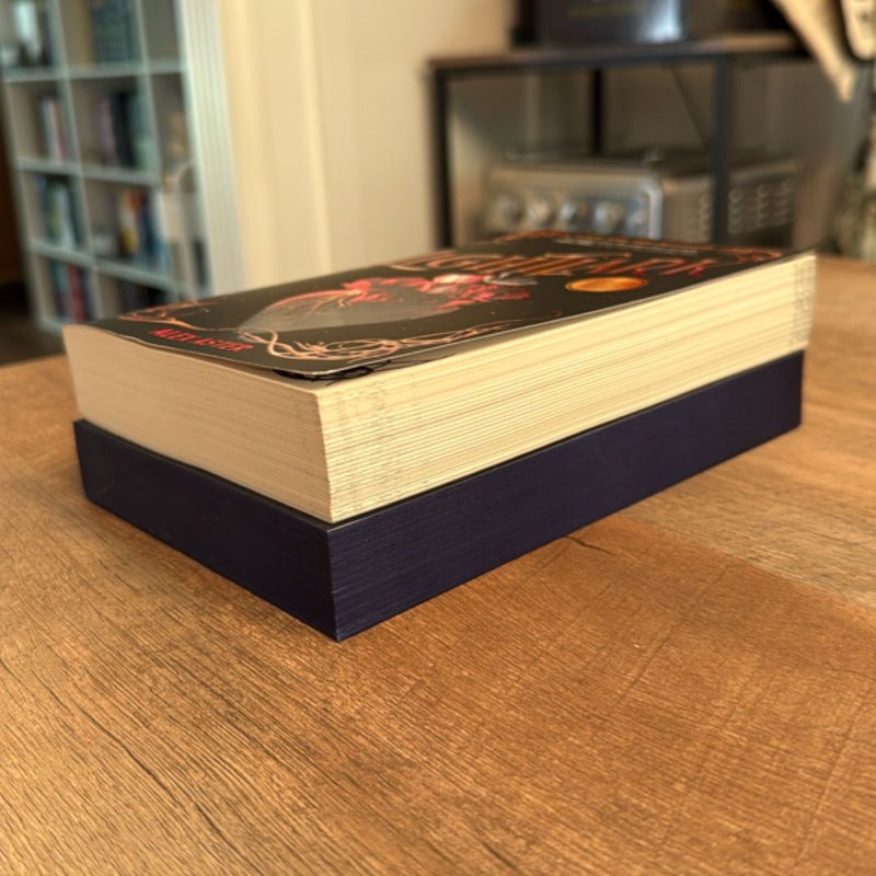 Lightlark Saga Books 1 & 2 - Lightlark and Nightbane