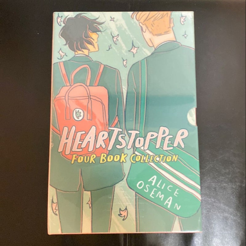 Heartstopper #1-4 Box Set