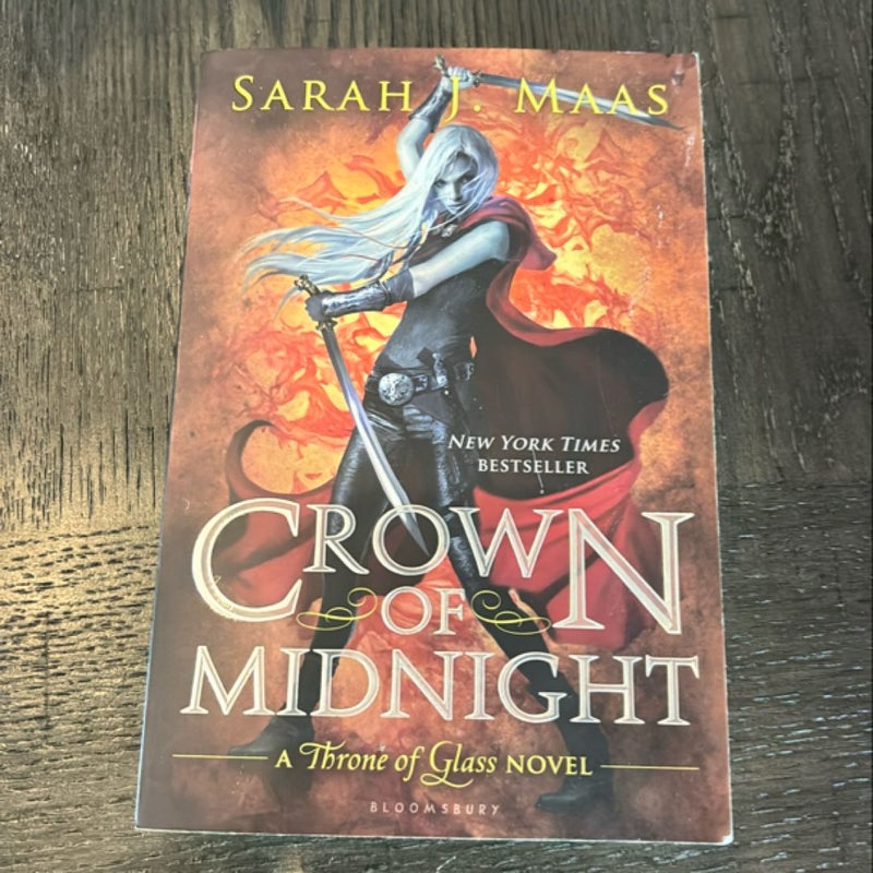 Crown of Midnight (OOP original paperback cover)