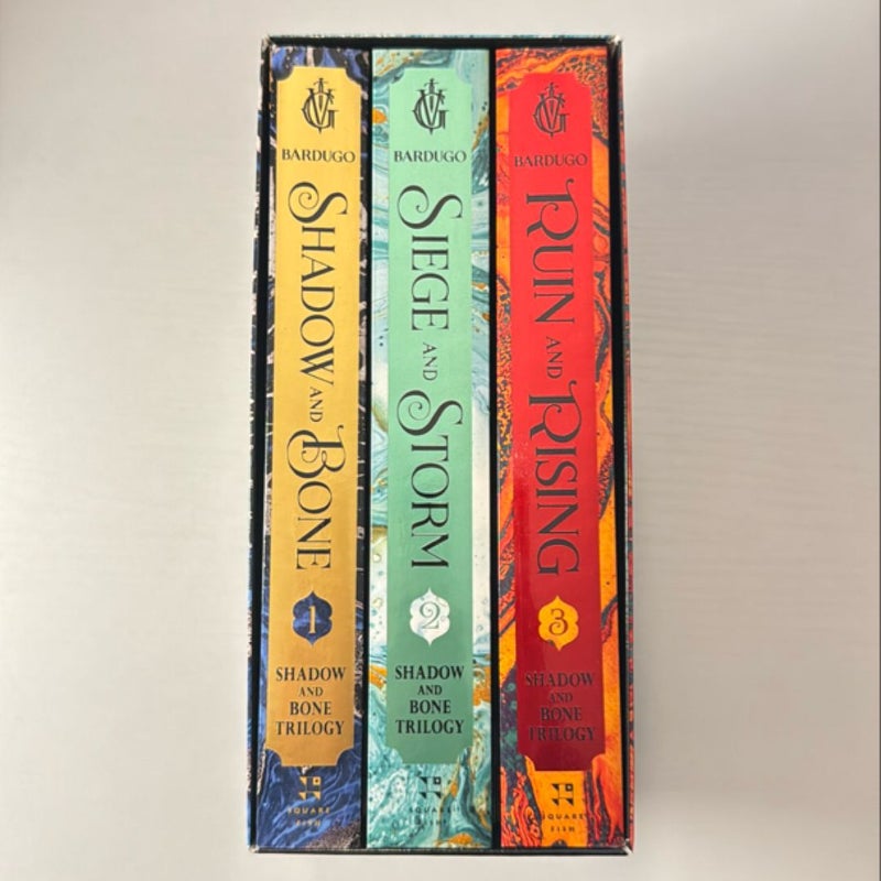 The Shadow and Bone Trilogy Boxed Set