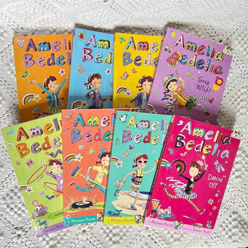 Amelia Bedelia BUNDLE Books 1-8 