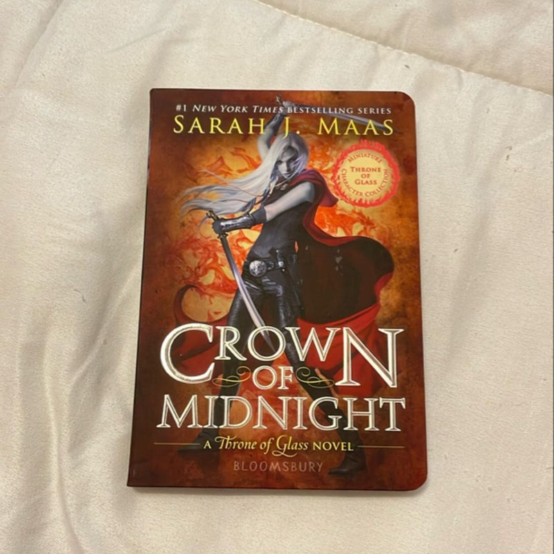 Crown of Midnight (Miniature Character Collection)