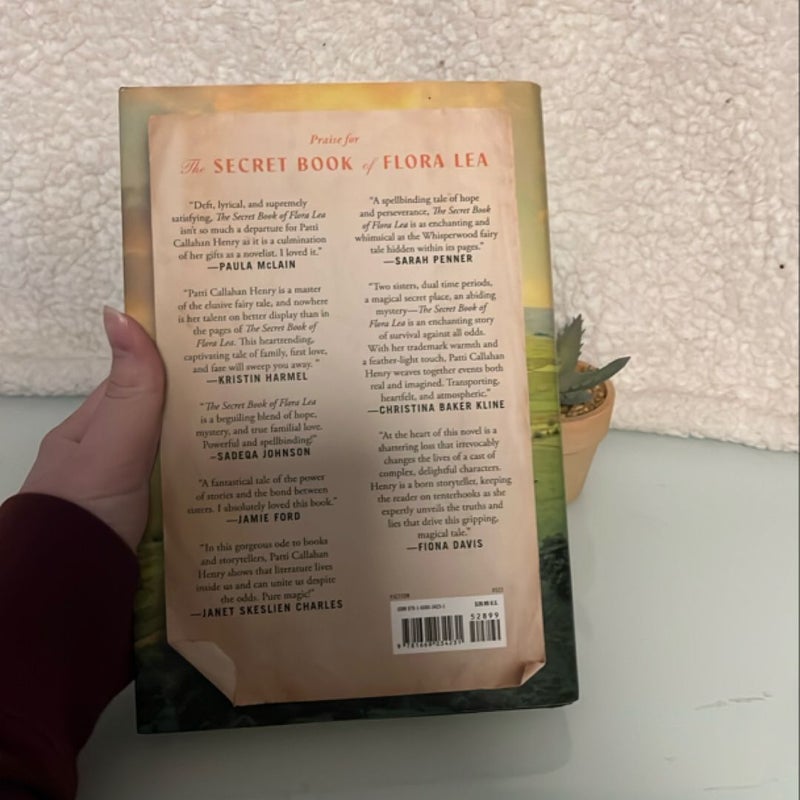 The Secret Book of Flora Lea