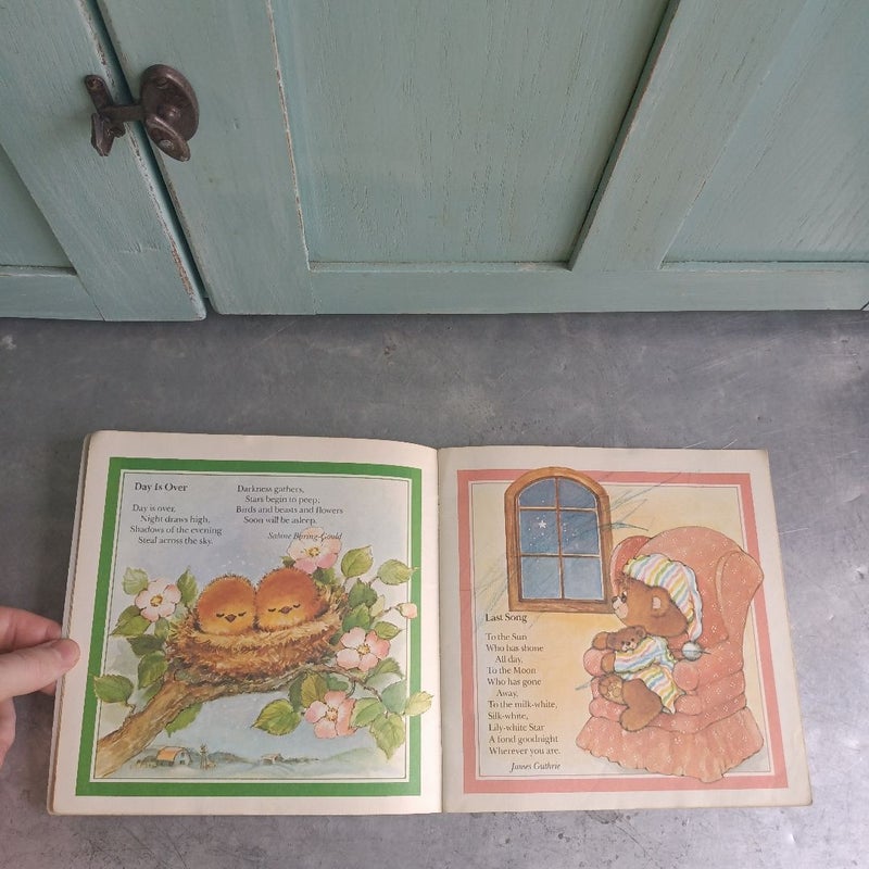 Teddy Beddy Bear's Bedtime Songs and Poems