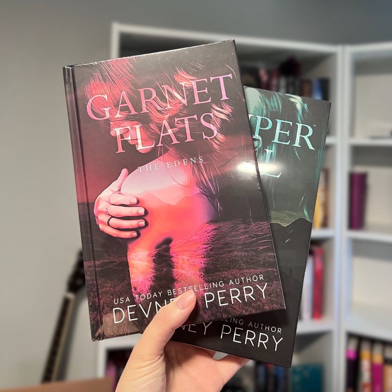 Belle Book Box Juniper Hill & Flats