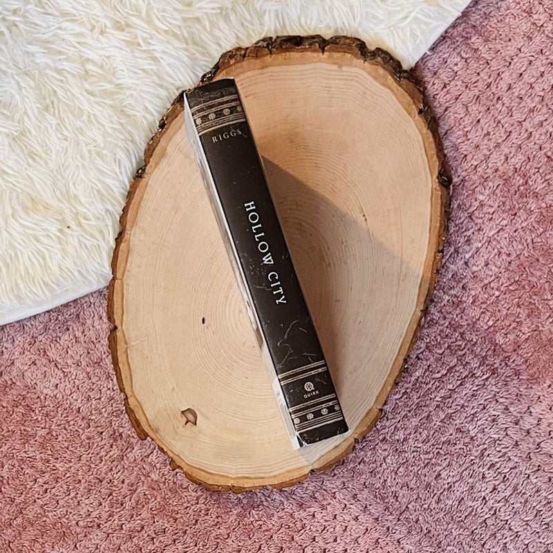 Hollow City