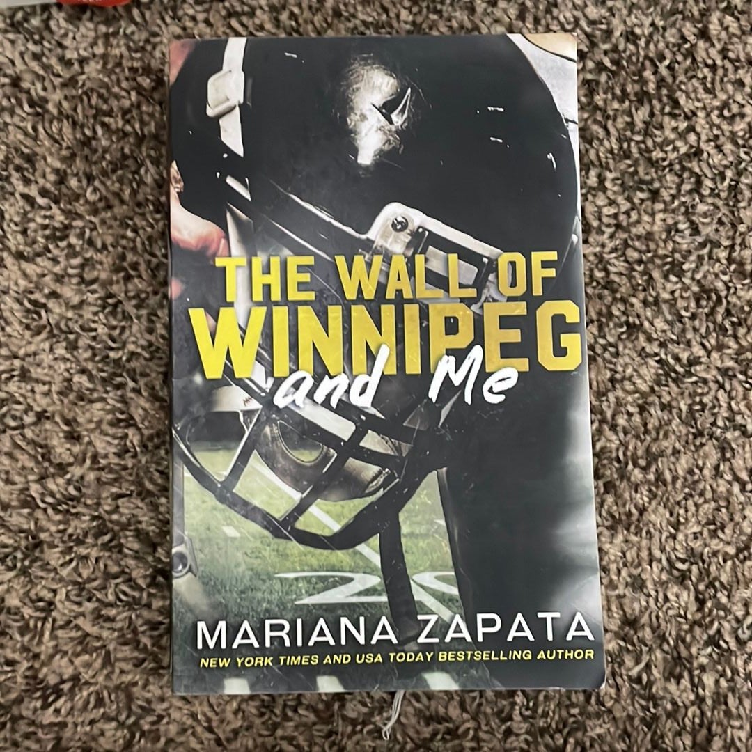 The Wall of Winnipeg and Me by Mariana Zapata, Paperback Pangobooks