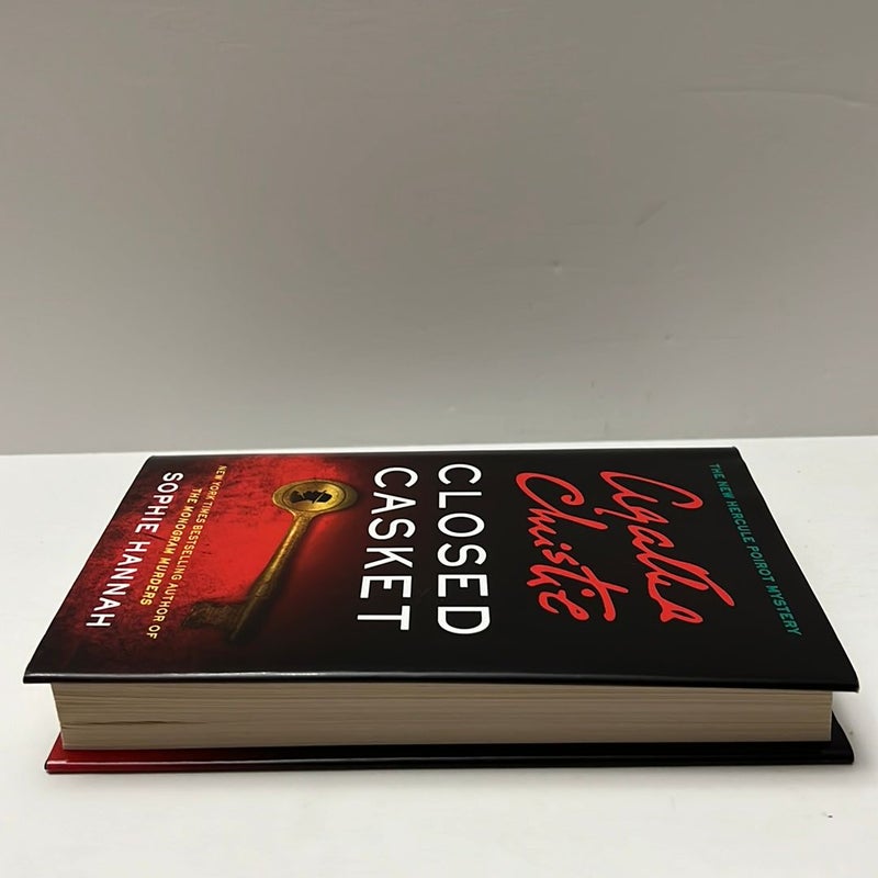 The New Hercule Poirot Mystery: Book 2- Closed Casket