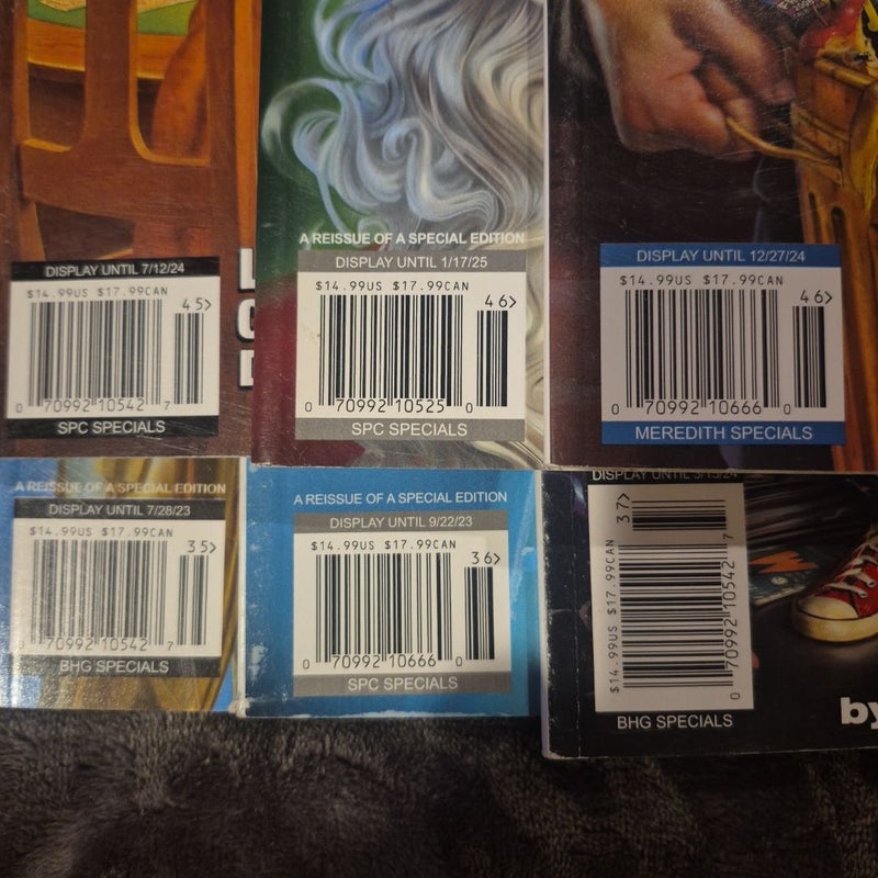 6 Mad Magazines