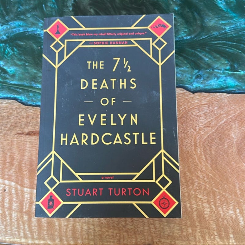The 7½ Deaths of Evelyn Hardcastle